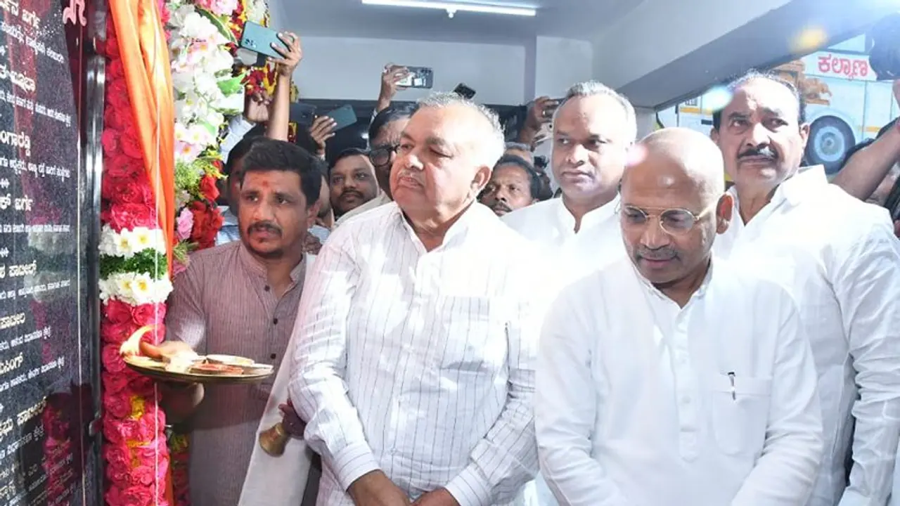 ಶಕ್ತಿ ಯೋಜನೆ ಎಫೆಕ್ಟ್‌, ಮಾರ್ಚ್ ಅಂತ್ಯಕ್ಕೆ 5,800 ಬಸ್ ಖರೀದಿ: ಸಾರಿಗೆ ಸಚಿವ ರಾಮಲಿಂಗಾರೆಡ್ಡಿ