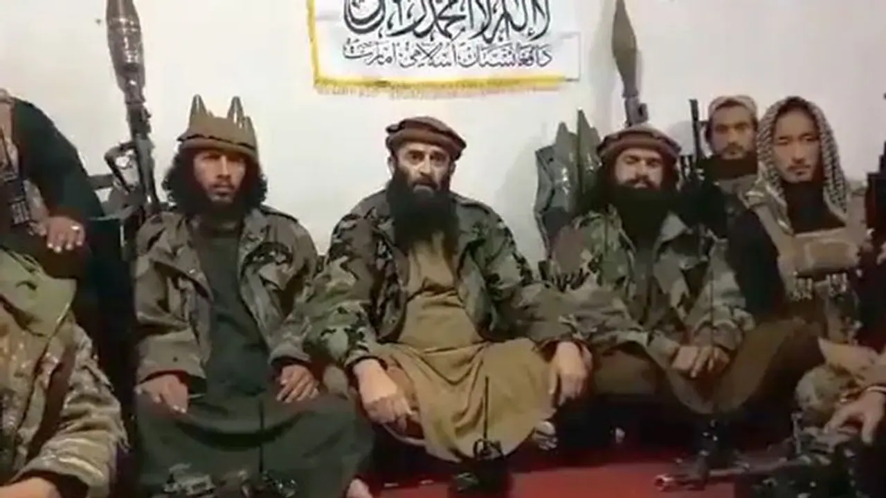 பாகிஸ்தான் என்ற நாடே அழித்து ஒழிக்கப்படும்!: பாக். ராணுவ தளபதி பேச்சுக்கு தாலிபான் பதில்! பாகிஸ்தான் என்ற நாடே அழித்து ஒழிக்கப்படும்!: பாக். ராணுவ தளபதி பேச்சுக்கு தாலிபான் பதில்!