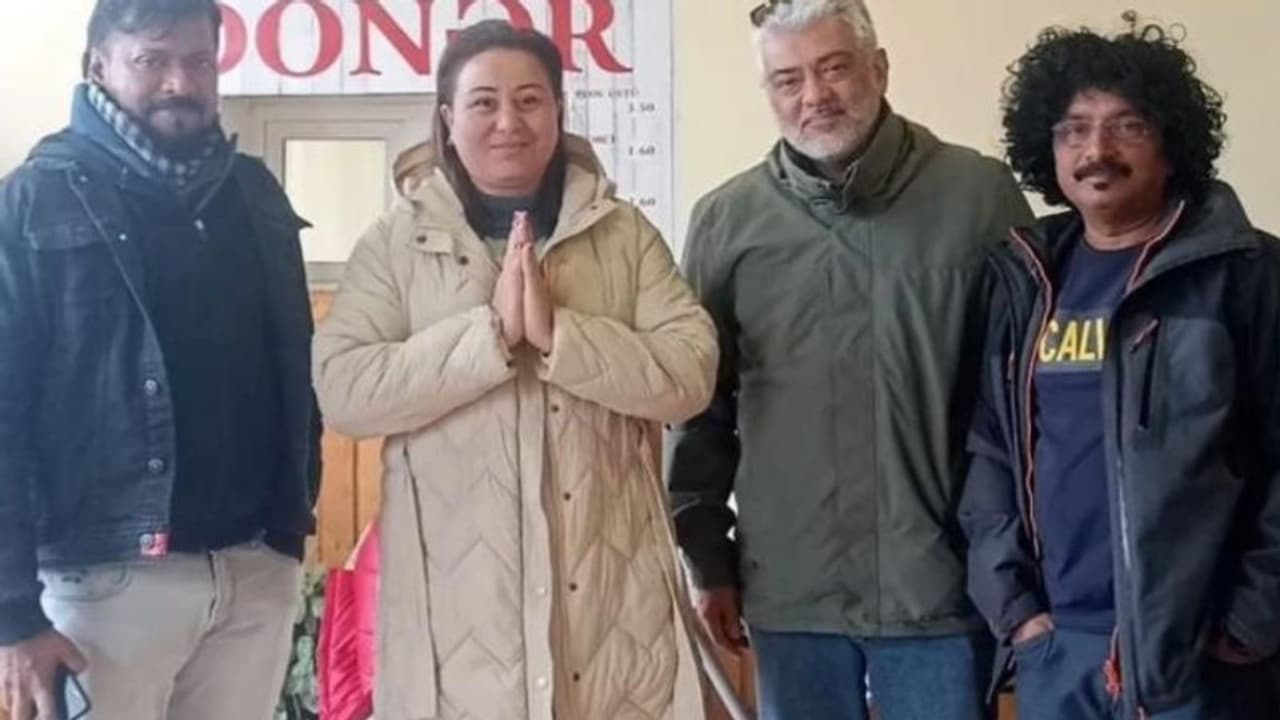 അസെര്ബെയ്ജാനില് മഗിഴ് തിരുമേനിക്കൊപ്പം ആദ്യമായി ഫോട്ടോയില് അജിത്ത്, ഇനി കാത്തിരിപ്പ് വിഡാ മുയര്ച്ചിക്കായി അസെര്ബെയ്ജാനില് മഗിഴ് തിരുമേനിക്കൊപ്പം ആദ്യമായി ഫോട്ടോയില് അജിത്ത്, ഇനി കാത്തിരിപ്പ് വിഡാ മുയര്ച്ചിക്കായി