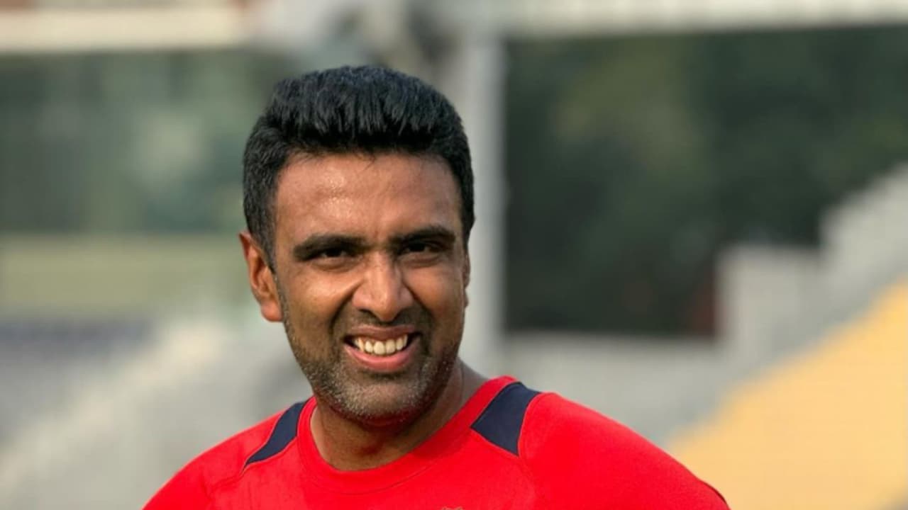 அஸ்வின் பந்து வீசுவதற்கு அனுமதி உண்டா? பெனால்டி டைம் விதிகள் என்ன சொல்கிறது? அஸ்வின் பந்து வீசுவதற்கு அனுமதி உண்டா? பெனால்டி டைம் விதிகள் என்ன சொல்கிறது?