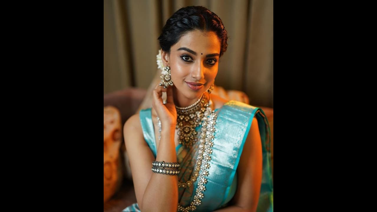 మరో పెద్ద సినిమా సైన్ చేసిన మహేష్ హీరోయిన్ మరో పెద్ద సినిమా సైన్ చేసిన మహేష్ హీరోయిన్