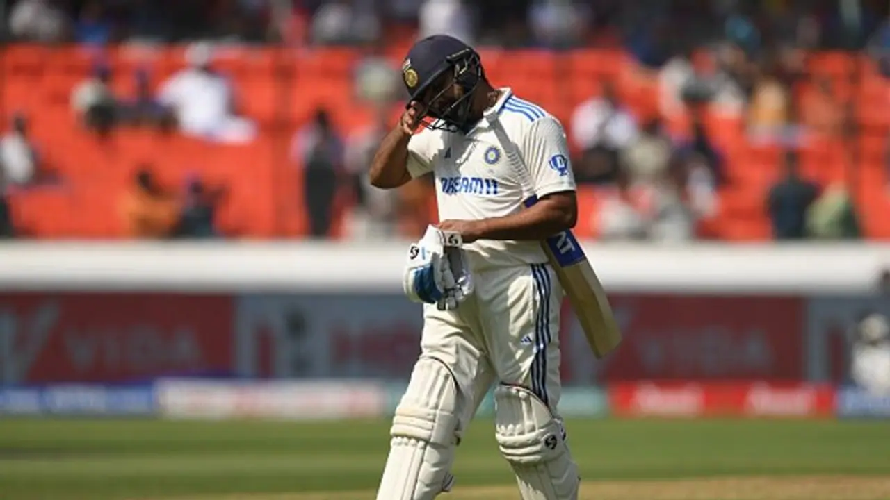 രോഹിത്തും ഗില്ലും വീണ്ടും നിരാശ! ഇംഗ്ലണ്ടിനെതിരെ രണ്ടാം ടെസ്റ്റില് ഇന്ത്യക്ക് ഭേദപ്പെട്ട തുടക്കം രോഹിത്തും ഗില്ലും വീണ്ടും നിരാശ! ഇംഗ്ലണ്ടിനെതിരെ രണ്ടാം ടെസ്റ്റില് ഇന്ത്യക്ക് ഭേദപ്പെട്ട തുടക്കം