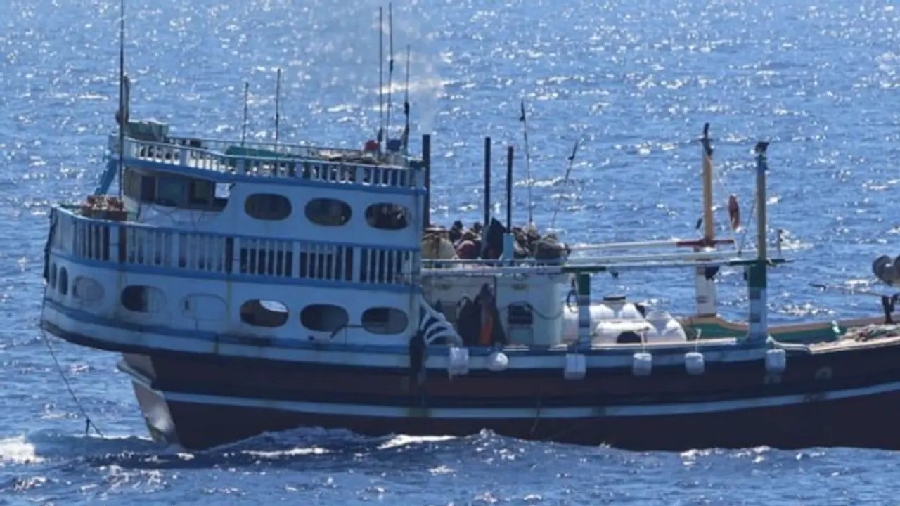 INS Sumitra rescues fishing vessel from Somali pirates in daring naval operation INS Sumitra rescues fishing vessel from Somali pirates in daring naval operation