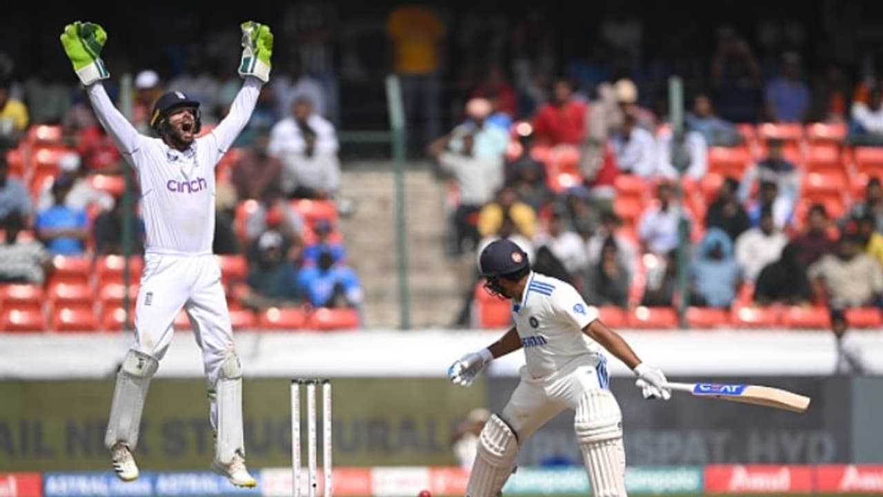 രോഹിത്തിനെ കൊണ്ട് തടയാനാവില്ല, ഇംഗ്ലണ്ട് 5 0ന് ടെസ്റ്റ് പരമ്പര തൂത്തുവാരും; വമ്പൻ പ്രവചനവുമായി മോണ്ടി പനേസര് രോഹിത്തിനെ കൊണ്ട് തടയാനാവില്ല, ഇംഗ്ലണ്ട് 5 0ന് ടെസ്റ്റ് പരമ്പര തൂത്തുവാരും; വമ്പൻ പ്രവചനവുമായി മോണ്ടി പനേസര്