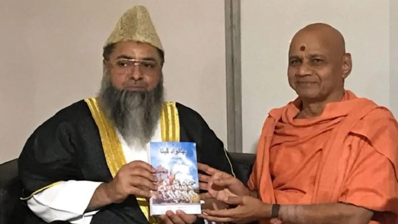  అయోధ్యకు వెళ్లి వచ్చినందుకు ఆల్ ఇండియా ఇమామ్ ఆర్గనైజేషన్ చీఫ్ కు పత్వా, ప్రాణహాని..