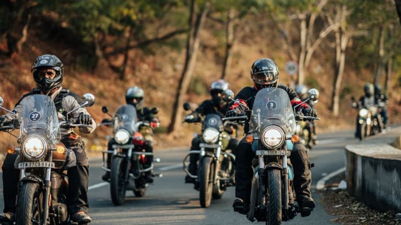 Royal Enfield ಮಿಟಿಯೋರ್ 350ಯಲ್ಲಿ ಬೆಂಗಳೂರಿಂದ ಯೇರ್ಕಾಡ್ಗೆ ರೈಡ್: ಒಂದು ಅಪೂರ್ವ ಕಾಫಿ ಪ್ರವಾಸ Royal Enfield ಮಿಟಿಯೋರ್ 350ಯಲ್ಲಿ ಬೆಂಗಳೂರಿಂದ ಯೇರ್ಕಾಡ್ಗೆ ರೈಡ್: ಒಂದು ಅಪೂರ್ವ ಕಾಫಿ ಪ್ರವಾಸ