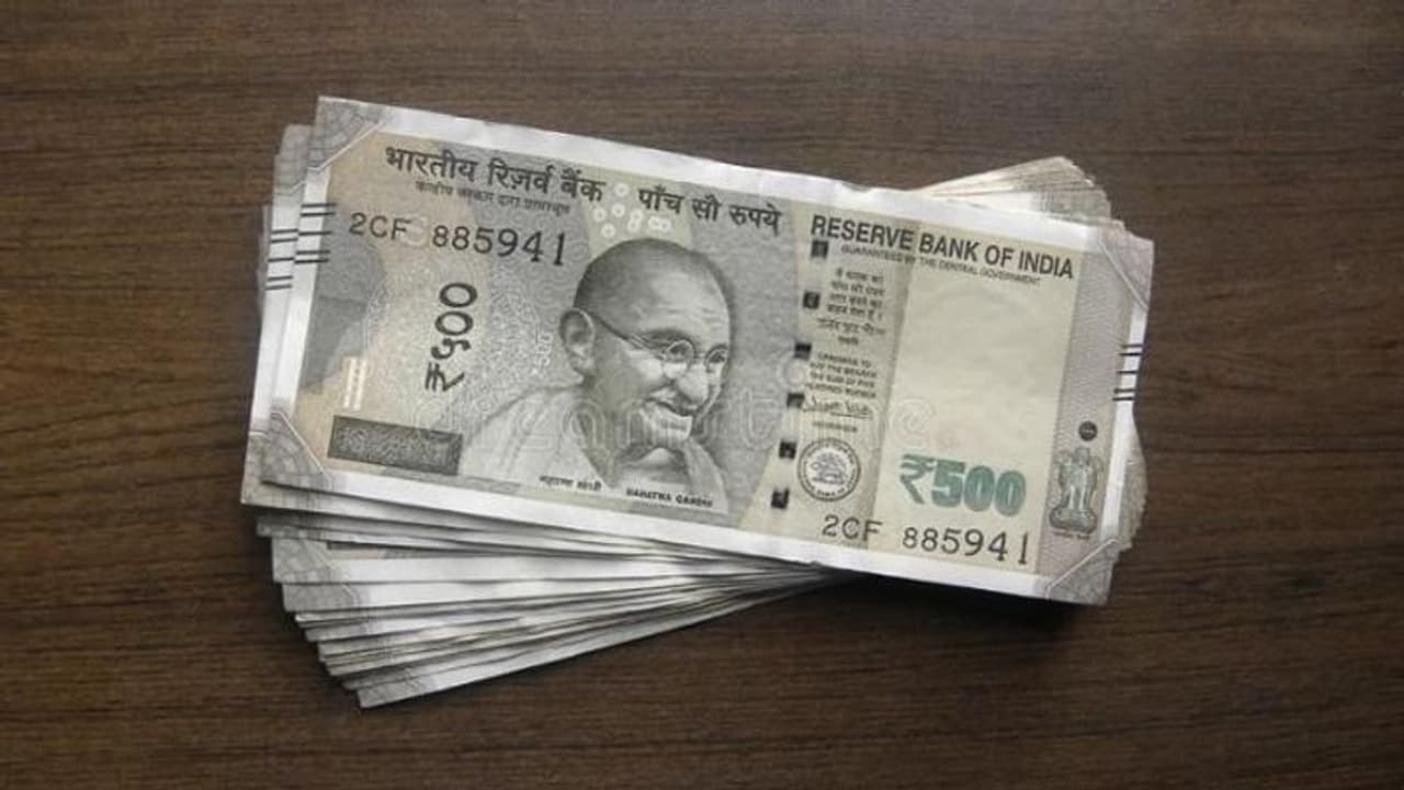 രണ്ട് ലക്ഷം രൂപയ്ക്ക് 30,000 രൂപ പലിശ; വനിതാ നിക്ഷേപകർക്ക് വലിയ അവസരം, ഇത് കേന്ദ്രത്തിന്റെ ഉറപ്പ് രണ്ട് ലക്ഷം രൂപയ്ക്ക് 30,000 രൂപ പലിശ; വനിതാ നിക്ഷേപകർക്ക് വലിയ അവസരം, ഇത് കേന്ദ്രത്തിന്റെ ഉറപ്പ്