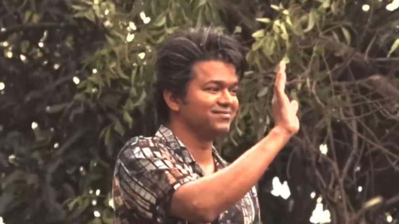 ആര്‍ആര്‍ആറിന്റെ വിജയം ആവര്‍ത്തിക്കുമോ?, വമ്പൻ ചിത്രവുമായി വിജയ്, പ്രഖ്യാപനം കാത്ത് ആരാധകര്‍