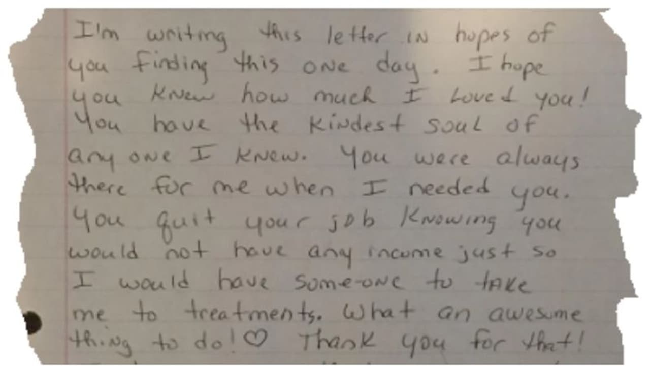 ക്യാന്സർ ബാധിച്ച് മരിക്കും മുമ്പ് അമ്മ മകനെഴുതിയ കത്ത്; ഈ അമ്മയും മകനും ഒരിക്കലും പിരിയില്ലെന്ന് സോഷ്യൽ മീഡിയ ക്യാന്സർ ബാധിച്ച് മരിക്കും മുമ്പ് അമ്മ മകനെഴുതിയ കത്ത്; ഈ അമ്മയും മകനും ഒരിക്കലും പിരിയില്ലെന്ന് സോഷ്യൽ മീഡിയ