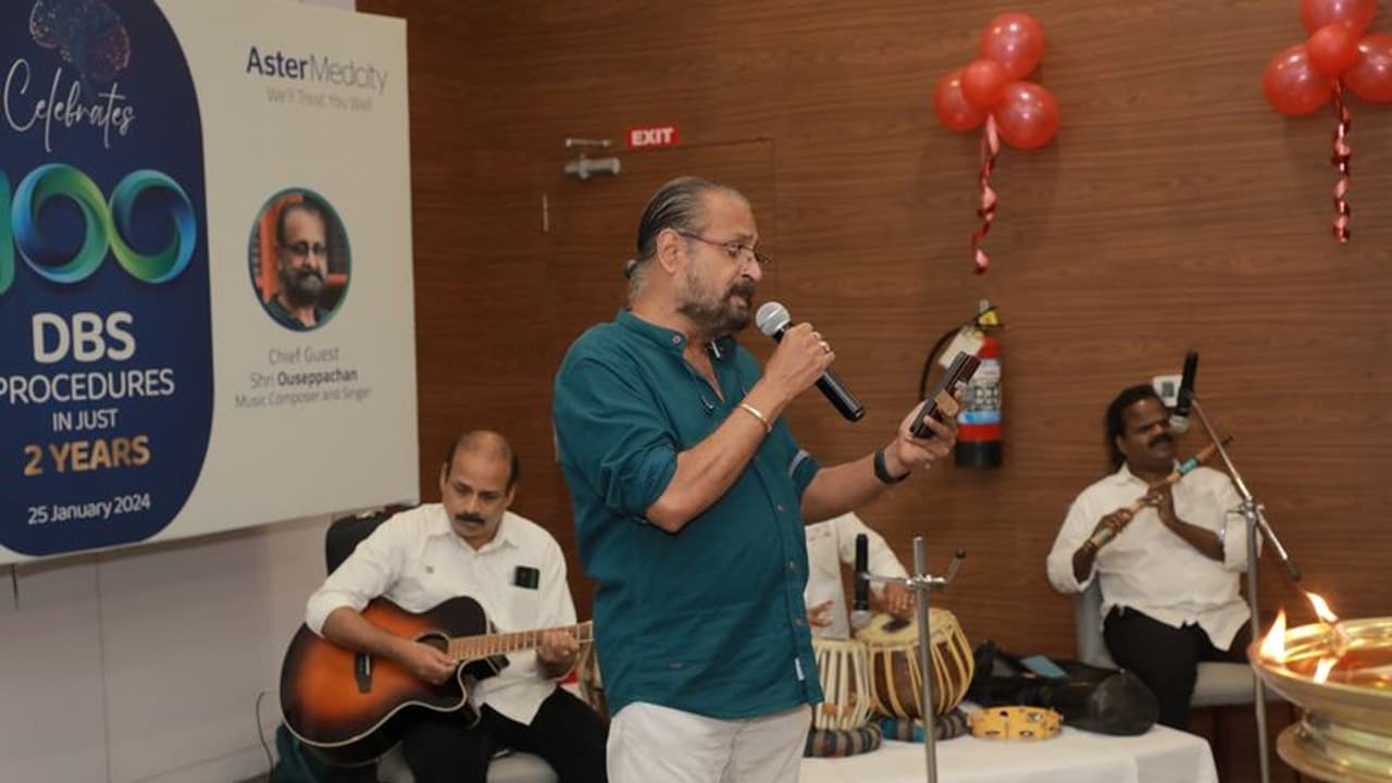 രണ്ട് വർഷം കൊണ്ട് 100 പാർക്കിൻസൺസ് രോ​ഗത്തിനുള്ള സർജറികൾ; ആസ്റ്റർ മെഡ്സിറ്റിക്ക് നേട്ടം