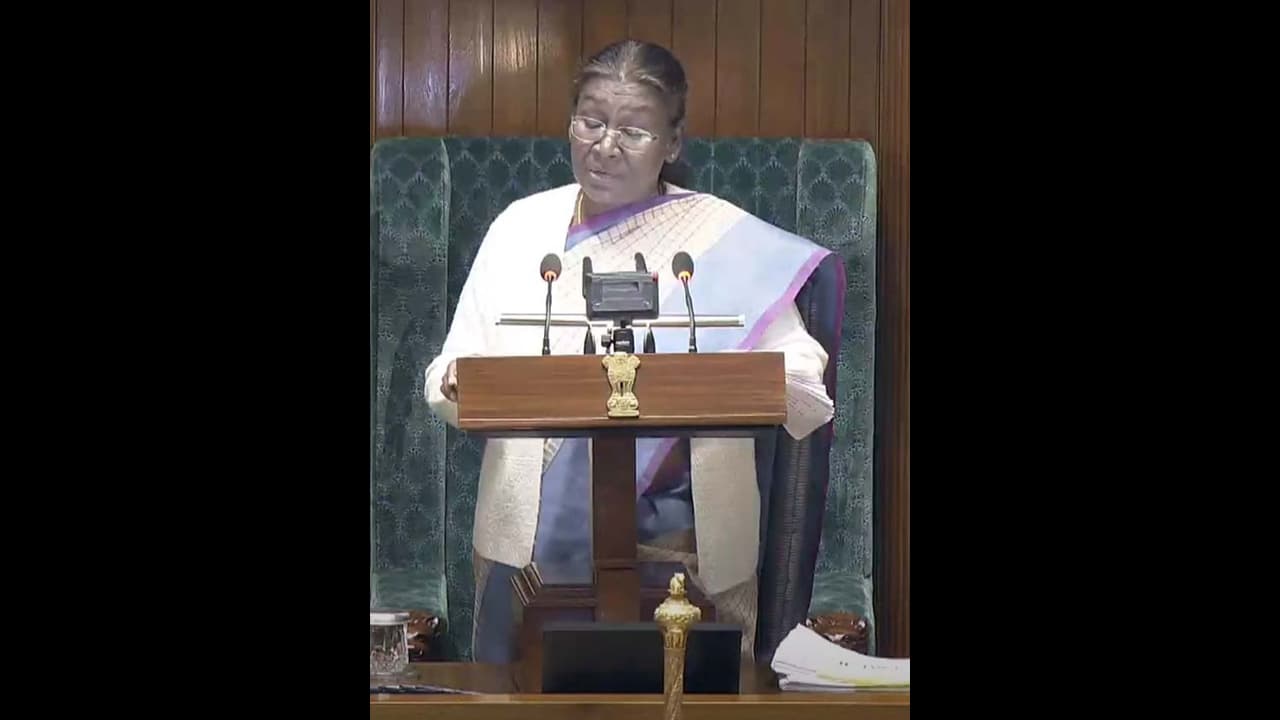 ದೇಶದ ರೈತರಿಗೆ 18 ಲಕ್ಷ ಕೋಟಿ ರೂ. ನೀಡಲಾಗಿದೆ, ರಾಮ ಮಂದಿರ ಕನಸು ಈಡೇರಿದೆ: ರಾಷ್ಟ್ರಪತಿ ದ್ರೌಪದಿ ಮುರ್ಮು ದೇಶದ ರೈತರಿಗೆ 18 ಲಕ್ಷ ಕೋಟಿ ರೂ. ನೀಡಲಾಗಿದೆ, ರಾಮ ಮಂದಿರ ಕನಸು ಈಡೇರಿದೆ: ರಾಷ್ಟ್ರಪತಿ ದ್ರೌಪದಿ ಮುರ್ಮು