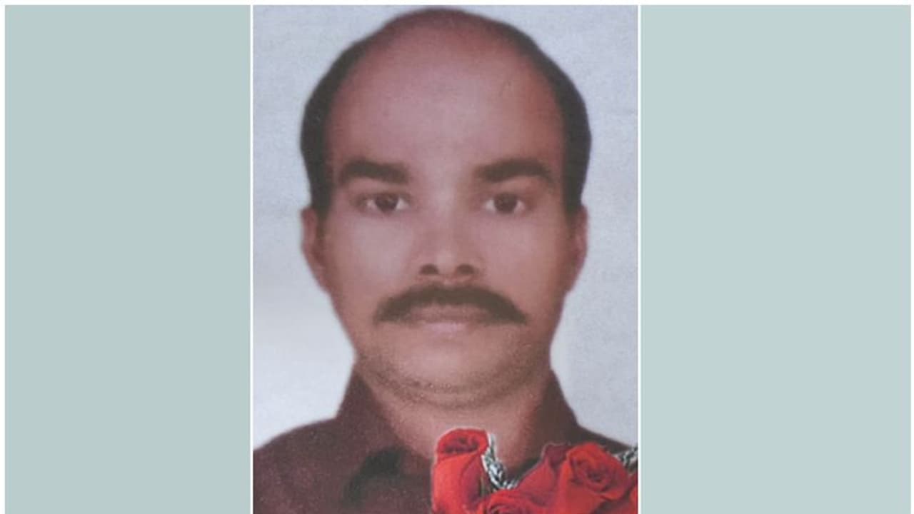 തിരുവനന്തപുരത്ത് ഇന്ത്യൻ കോഫി ഹൗസിന്‍റെ വിശ്രമമുറിയിൽ ജീവനക്കാരൻ തൂങ്ങി മരിച്ചു