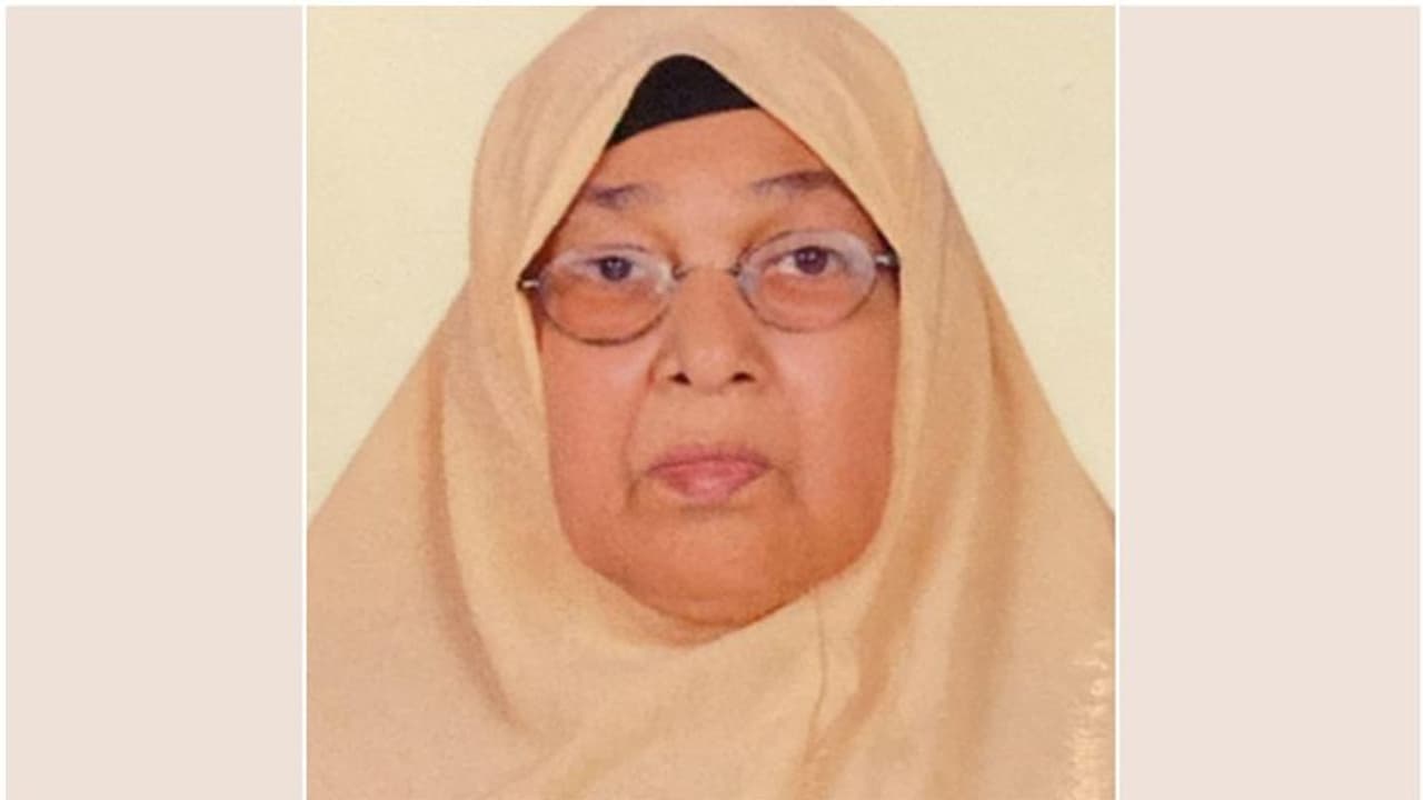 സ്വകാര്യ ഗ്രൂപ്പിൽ ഉംറക്കെത്തിയ തീർഥാടക മദീനയിൽ നിര്യാതയായി സ്വകാര്യ ഗ്രൂപ്പിൽ ഉംറക്കെത്തിയ തീർഥാടക മദീനയിൽ നിര്യാതയായി