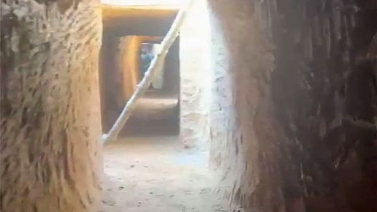 Forces stumble upon Naxals' tunnel in Chhattisgarh’s Bijapur (WATCH) Forces stumble upon Naxals' tunnel in Chhattisgarh’s Bijapur (WATCH)