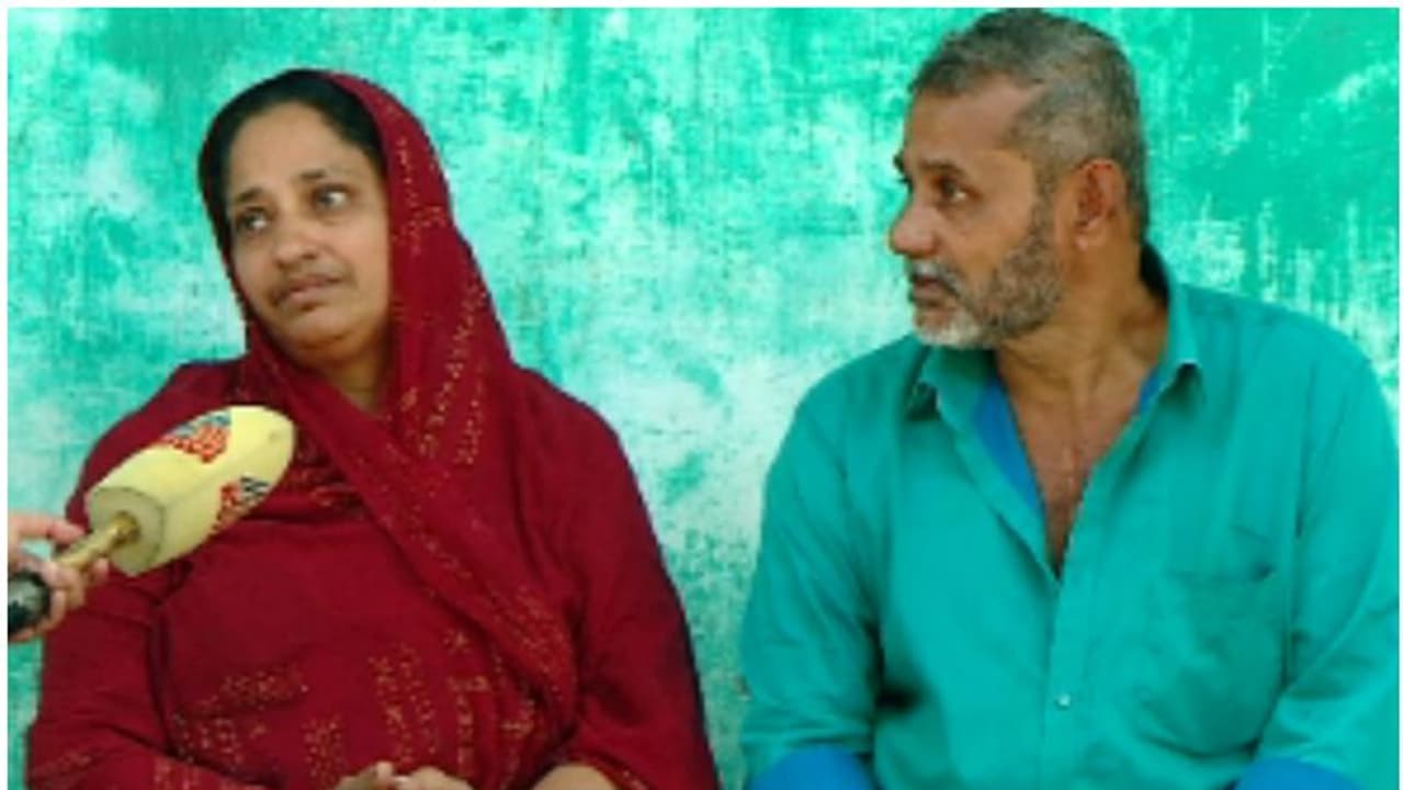 15 ലക്ഷം വായ്പയെടുത്തു, പലിശയും പിഴപ്പലിശയും കയറി 38 ലക്ഷം, ജപ്തിഭീഷണി, എങ്ങോട്ടുപോകുമെന്നറിയാതെ മാമ്പഴ കർഷകർ 15 ലക്ഷം വായ്പയെടുത്തു, പലിശയും പിഴപ്പലിശയും കയറി 38 ലക്ഷം, ജപ്തിഭീഷണി, എങ്ങോട്ടുപോകുമെന്നറിയാതെ മാമ്പഴ കർഷകർ