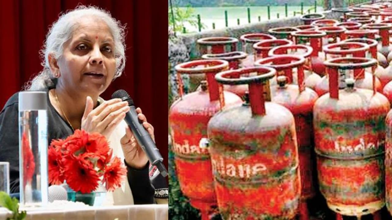 ಕೇಂದ್ರ ಬಜೆಟ್ ದಿನವೆ ಎಲ್‌ಪಿಜಿ ಕಮರ್ಷಿಯಲ್ ಸಿಲಿಂಡರ್ ಬೆಲೆ ಹೆಚ್ಚಳ!