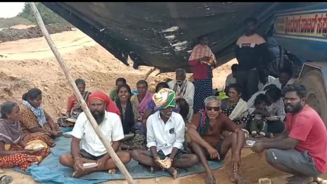  ಎತ್ತಿನಹೊಳೆ ಸೇತುವೆ ಸ್ಥಳಾಂತರ: ರೈತರ ಆಕ್ರೋಶ