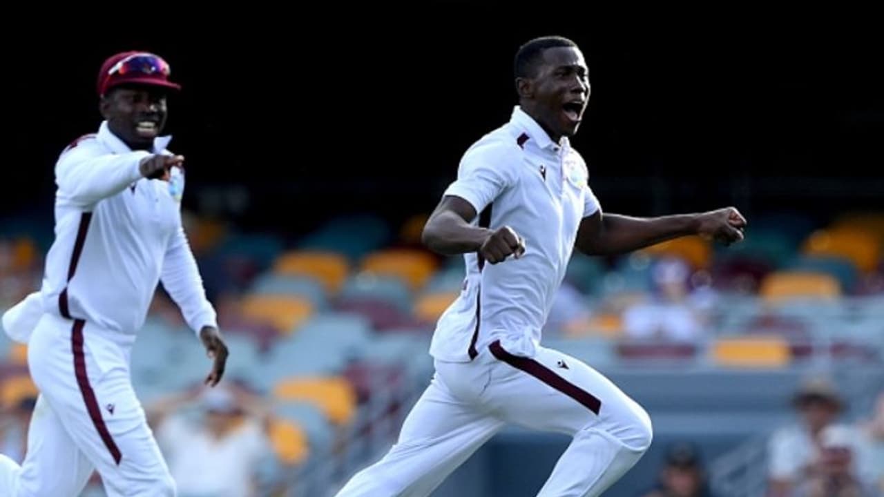 ഐപിഎൽ താരലലേത്തിൽ കൈവിട്ടു കളഞ്ഞു, ഇപ്പോള് വിന്ഡീസ് പേസ് സെന്സേഷന് പിന്നാലെ 3 ടീമുകള്, സാധ്യത ആര്സിബിക്ക് ഐപിഎൽ താരലലേത്തിൽ കൈവിട്ടു കളഞ്ഞു, ഇപ്പോള് വിന്ഡീസ് പേസ് സെന്സേഷന് പിന്നാലെ 3 ടീമുകള്, സാധ്യത ആര്സിബിക്ക്