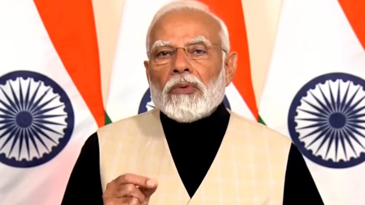 ‘భారతదేశం గర్విస్తోంది’ : గ్రామీ విజేతలు జాకీర్ హుస్సేన్, శంకర్ మహదేవన్లకు ప్రధాని అభినందనలు.. ‘భారతదేశం గర్విస్తోంది’ : గ్రామీ విజేతలు జాకీర్ హుస్సేన్, శంకర్ మహదేవన్లకు ప్రధాని అభినందనలు..