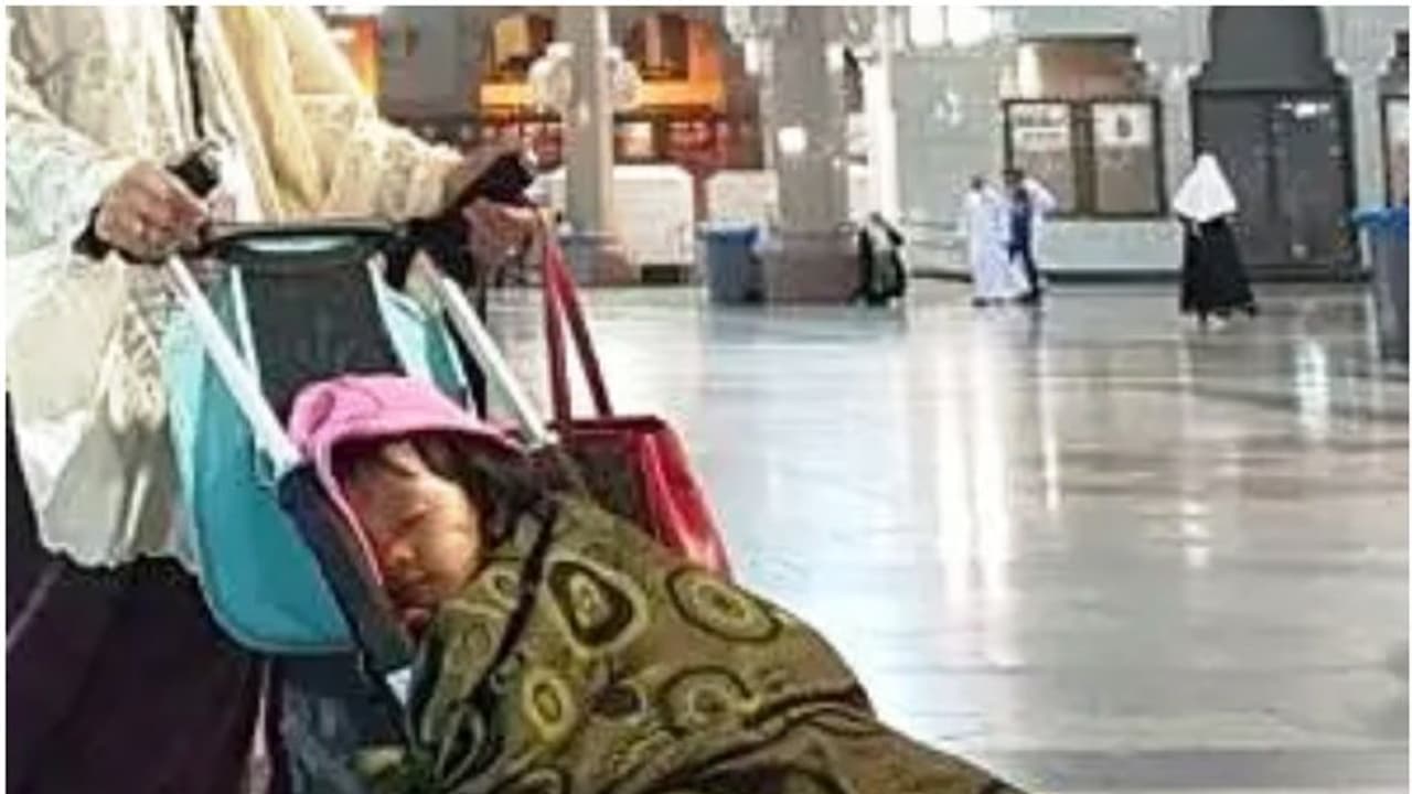 ബേബി സ്ട്രോളറുകൾക്ക് മക്കയിലെ കഅ്ബ മുറ്റത്ത് വിലക്ക്