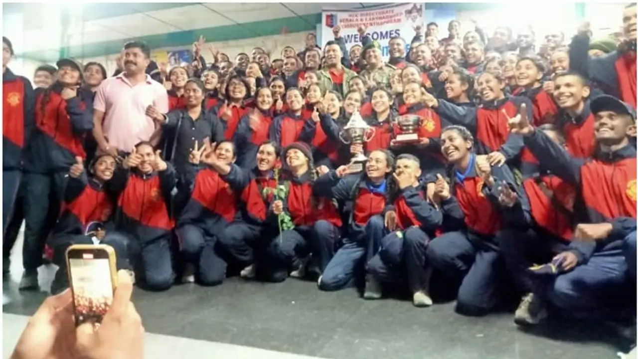 'റിപ്പബ്ലിക് ദിന ക്യാമ്പിൽ അഭിമാനനേട്ടം, കേരള ലക്ഷദ്വീപ് മികച്ച ഡയറക്ടറേറ്റ്'; ആദരിക്കുമെന്ന് മന്ത്രി ബിന്ദു 'റിപ്പബ്ലിക് ദിന ക്യാമ്പിൽ അഭിമാനനേട്ടം, കേരള ലക്ഷദ്വീപ് മികച്ച ഡയറക്ടറേറ്റ്'; ആദരിക്കുമെന്ന് മന്ത്രി ബിന്ദു