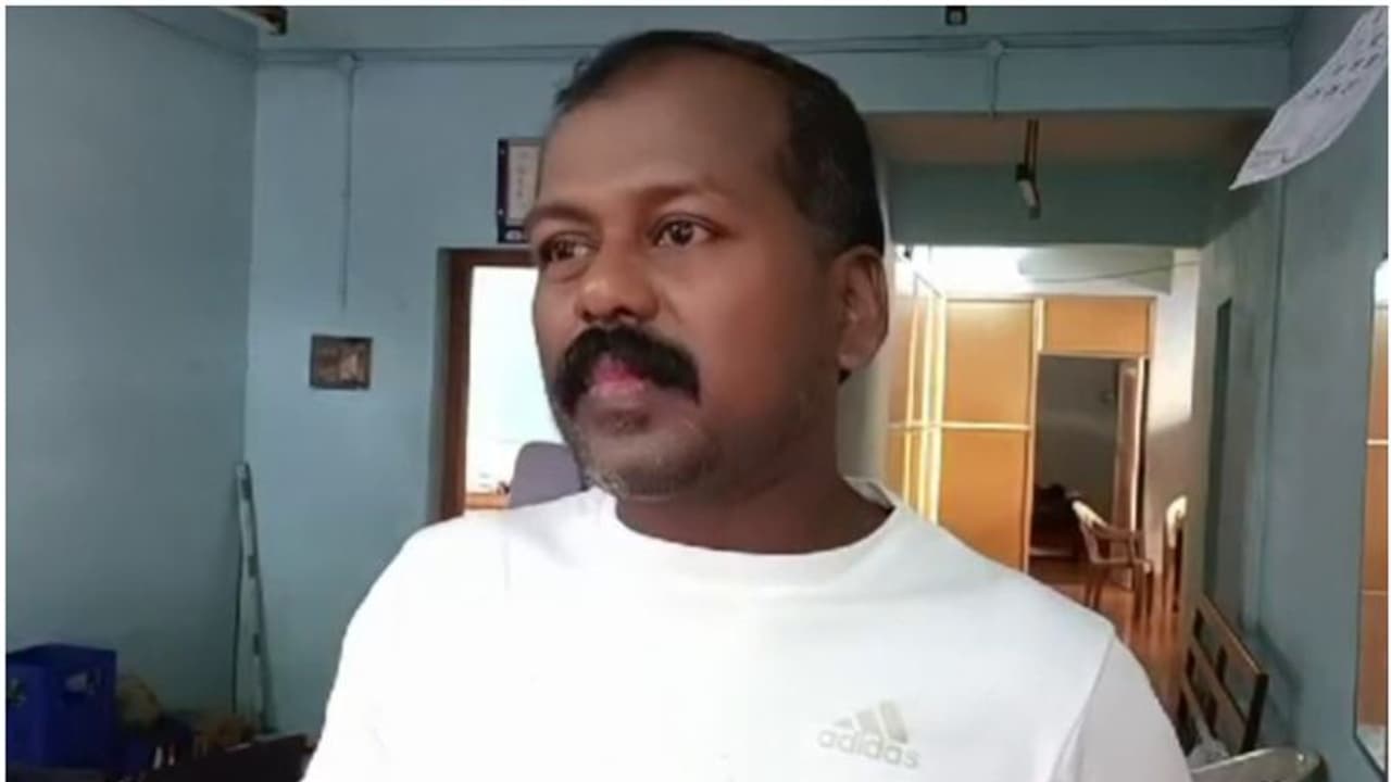 ബിവറേജിൽ നിന്നും സാധനം വാങ്ങി, ഒന്നും രണ്ടുമല്ല, കുറച്ചധികം വാങ്ങി; ഡ്രൈ ഡേയിൽ 'ജവാൻ' പ്ലാൻ, എക്സൈസ് വക പൂട്ട്