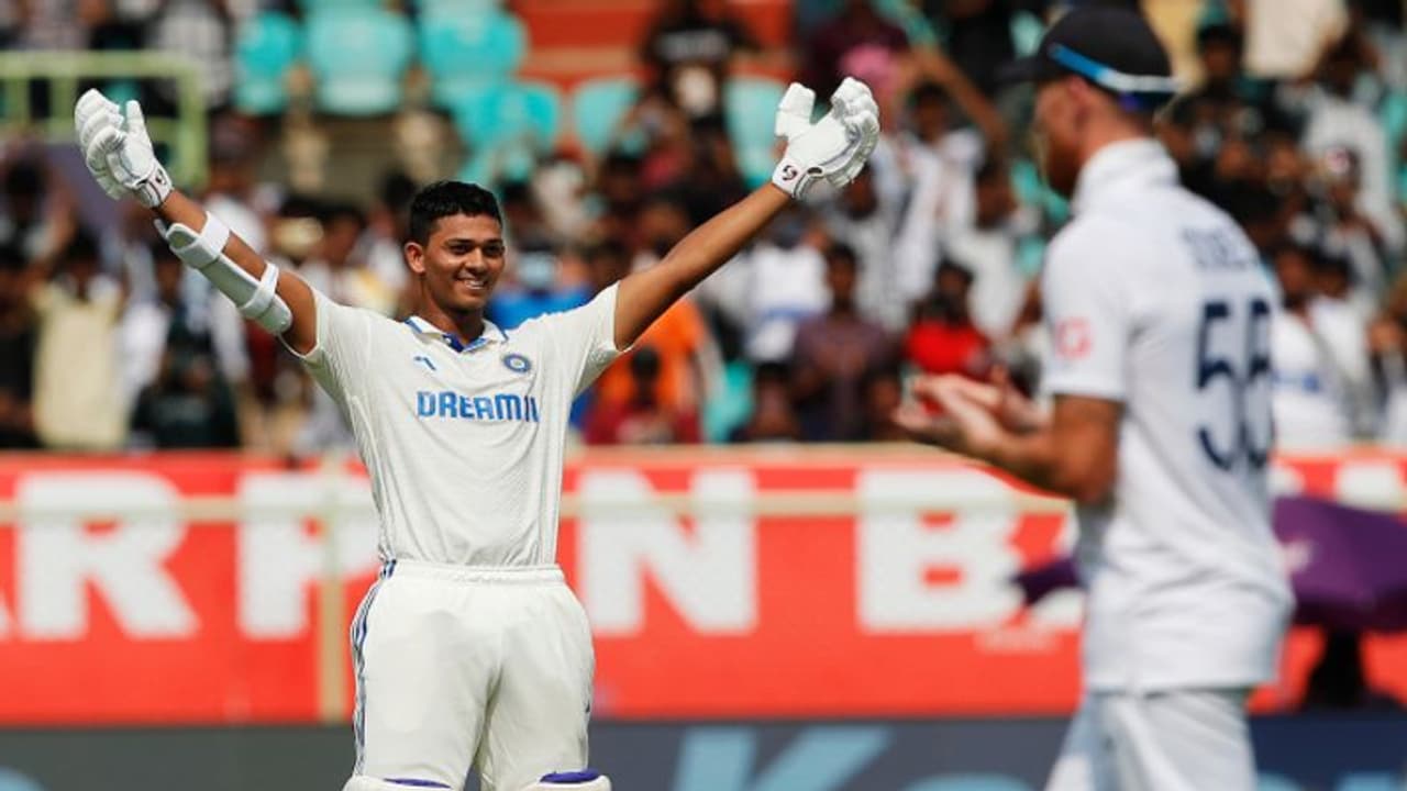 ജെയ്സ്വാളിന് സെഞ്ചുറി! അരങ്ങേറ്റക്കാരന് പടിദാര് ക്രീസില്; ഇംഗ്ലണ്ടിനെതിരെ ഇന്ത്യ കൂറ്റന് സ്കോറിലേക്ക് ജെയ്സ്വാളിന് സെഞ്ചുറി! അരങ്ങേറ്റക്കാരന് പടിദാര് ക്രീസില്; ഇംഗ്ലണ്ടിനെതിരെ ഇന്ത്യ കൂറ്റന് സ്കോറിലേക്ക്