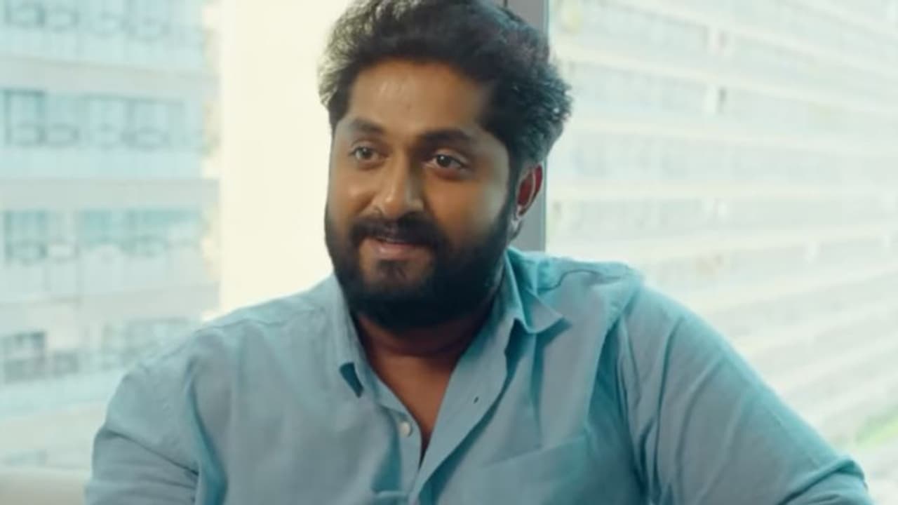 അപ്പോ ഞാനല്ലെ പവര് ഗ്രൂപ്പ്, രസകരമായ കാരണം പറഞ്ഞ് ധ്യാന് ശ്രീനിവാസന് അപ്പോ ഞാനല്ലെ പവര് ഗ്രൂപ്പ്, രസകരമായ കാരണം പറഞ്ഞ് ധ്യാന് ശ്രീനിവാസന്