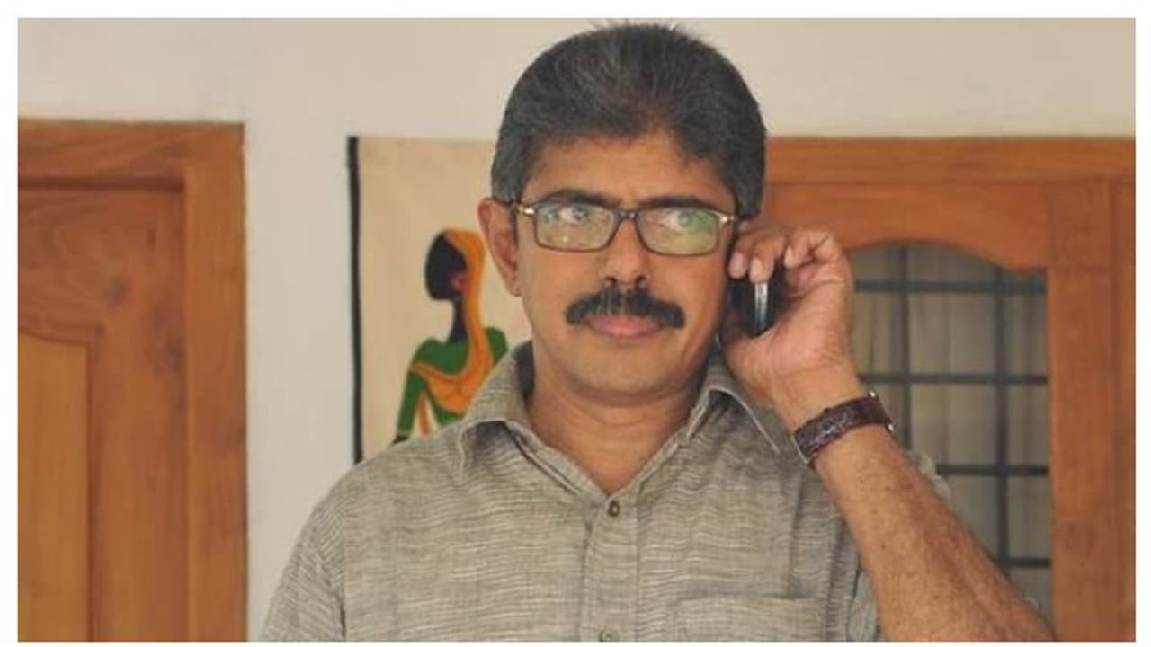 'വെറും 2400 രൂപ! ഇതാണ് എനിക്കിട്ട വില, നന്ദിയുണ്ട്'; കേരള സാഹിത്യ അക്കാദമിക്കെതിരെ ബാലചന്ദ്രൻ ചുള്ളിക്കാട് 'വെറും 2400 രൂപ! ഇതാണ് എനിക്കിട്ട വില, നന്ദിയുണ്ട്'; കേരള സാഹിത്യ അക്കാദമിക്കെതിരെ ബാലചന്ദ്രൻ ചുള്ളിക്കാട്