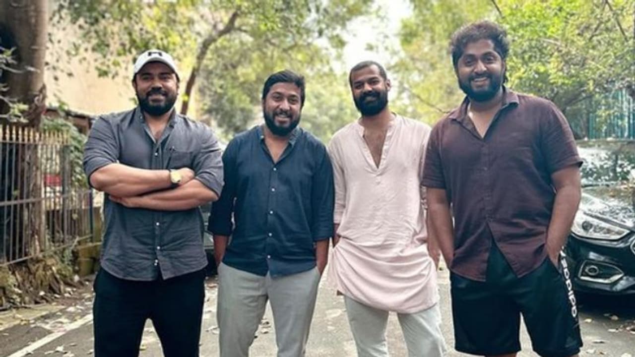 രഹസ്യങ്ങള് വെളിപ്പെടുത്തി ധ്യാൻ, 'വര്ഷങ്ങള്ക്ക് ശേഷം' പ്രത്യേകതകള് ചര്ച്ചയാകുന്നു രഹസ്യങ്ങള് വെളിപ്പെടുത്തി ധ്യാൻ, 'വര്ഷങ്ങള്ക്ക് ശേഷം' പ്രത്യേകതകള് ചര്ച്ചയാകുന്നു