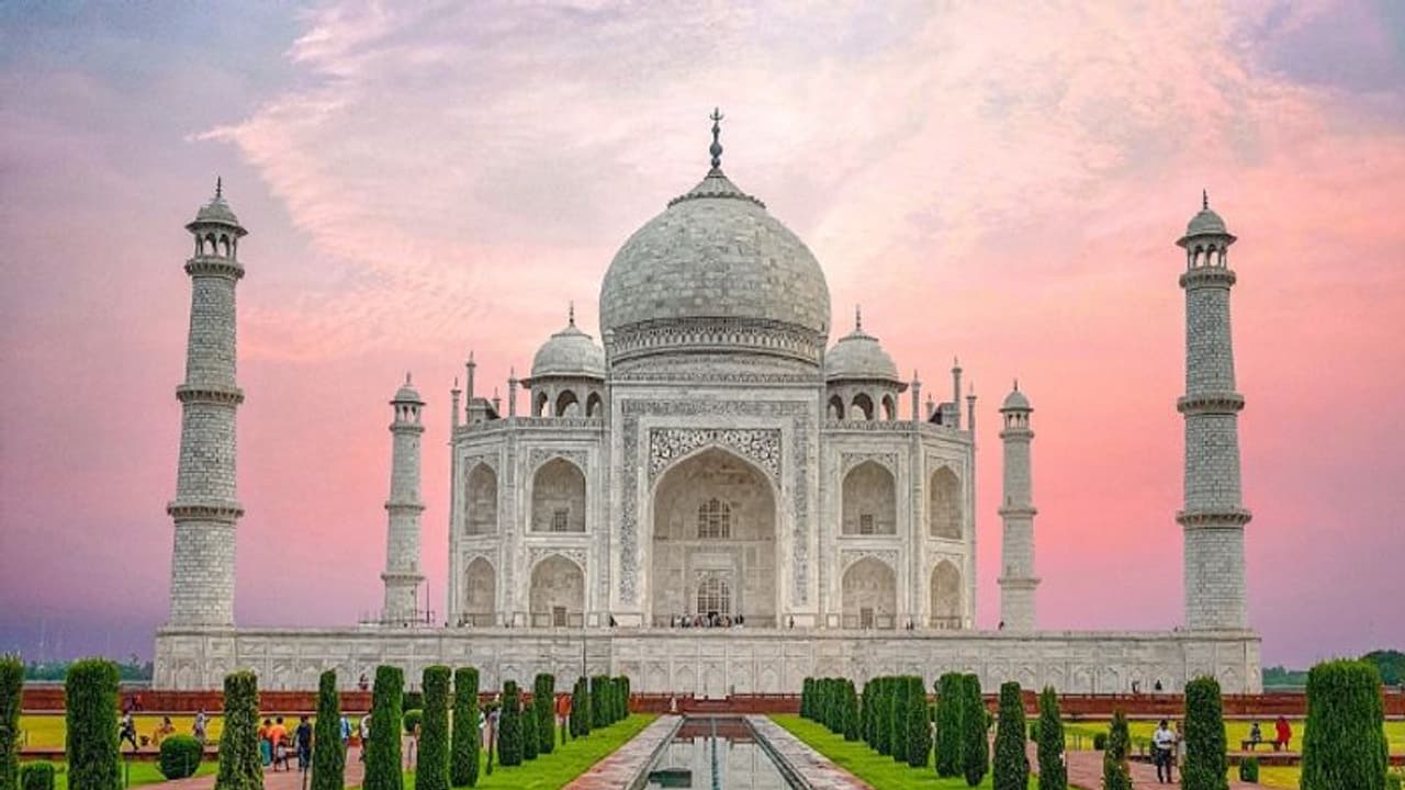 താജ്മഹലിലെ ഉറൂസ് ആഘോഷം നിരോധിക്കണമെന്ന് ഹിന്ദു മഹാസഭയുടെ ഹര്‍ജി