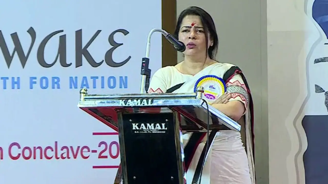 'ഭാരതം നിങ്ങളുടെയും അമ്മയല്ലേ? ഭാരത് മാതാ കീ ജയ് വിളിക്കാത്തവർ ഇവിടെ ഇരിക്കേണ്ട' ക്ഷോഭിച്ച് കേന്ദ്ര മന്ത്രി 'ഭാരതം നിങ്ങളുടെയും അമ്മയല്ലേ? ഭാരത് മാതാ കീ ജയ് വിളിക്കാത്തവർ ഇവിടെ ഇരിക്കേണ്ട' ക്ഷോഭിച്ച് കേന്ദ്ര മന്ത്രി