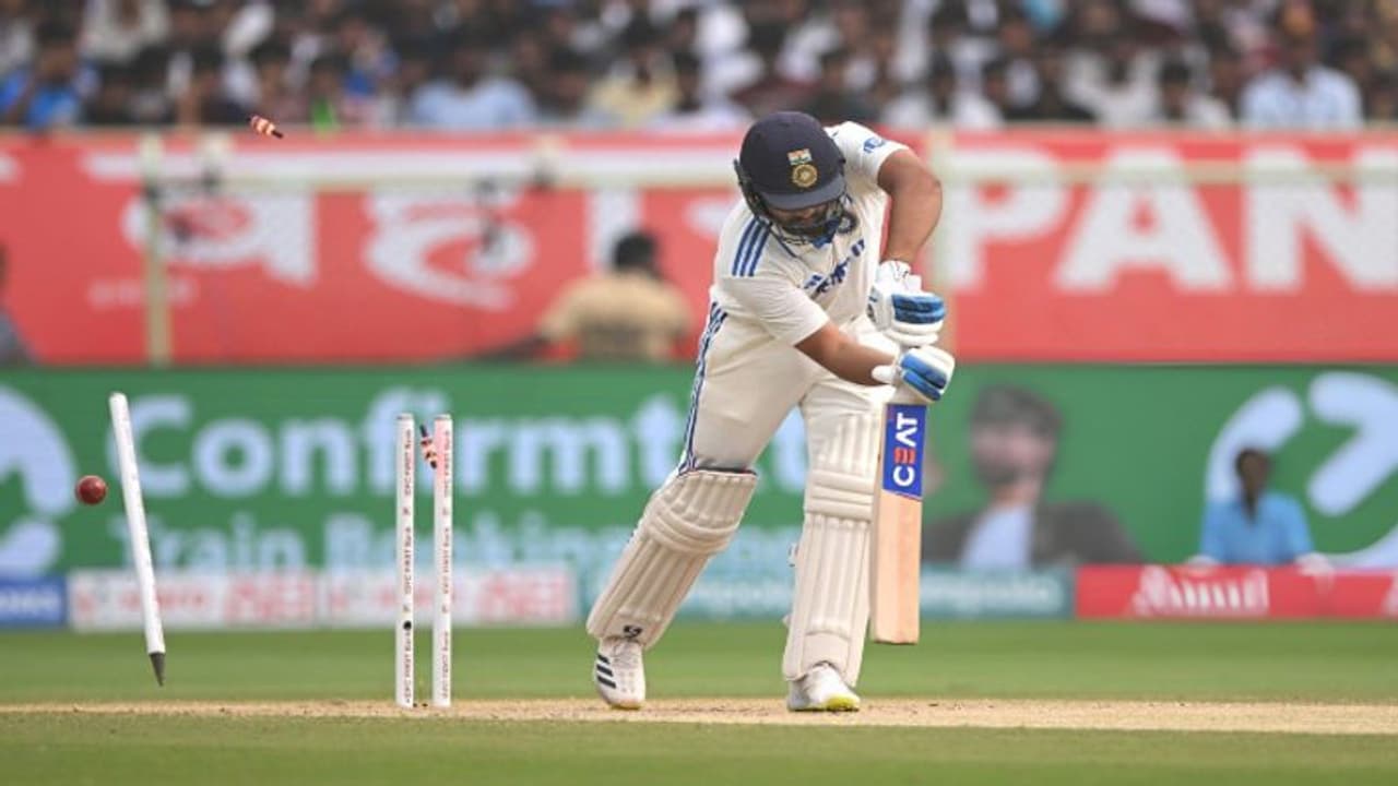 Rohit Sharma: ஆண்டர்சன் வேகத்தில் ஸ்டெம்பை பறி கொடுத்த ரோகித் சர்மா, 3ஆவது நாளில் இந்தியா தடுமாற்றம்! Rohit Sharma: ஆண்டர்சன் வேகத்தில் ஸ்டெம்பை பறி கொடுத்த ரோகித் சர்மா, 3ஆவது நாளில் இந்தியா தடுமாற்றம்!