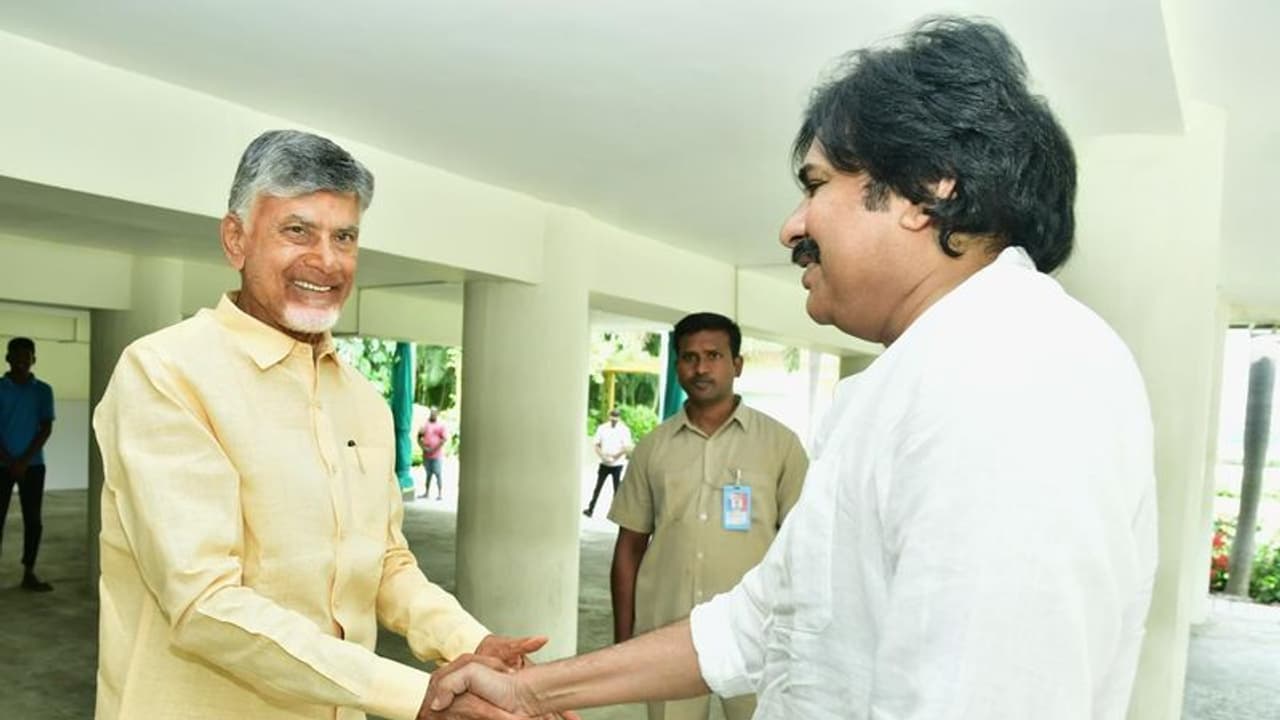 సీట్ల సర్దుబాటుపై రాని క్లారిటీ ? మరోసారి బాబు, పవన్ భేటీ.. బీజేపీతో పొత్తు ఉంటుందా?