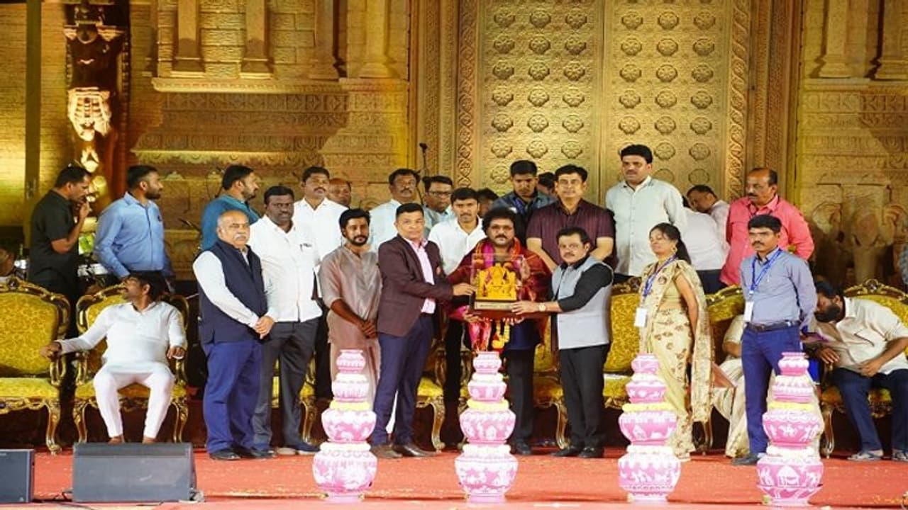 ಮತ್ತೊಂದು ಪ್ರೇಮಲೋಕದ ಜೊತೆಗೆ ನಿಮ್ಮ ಮುಂದೆ ಬರುವೆ: ನಟ ರವಿಚಂದ್ರನ್