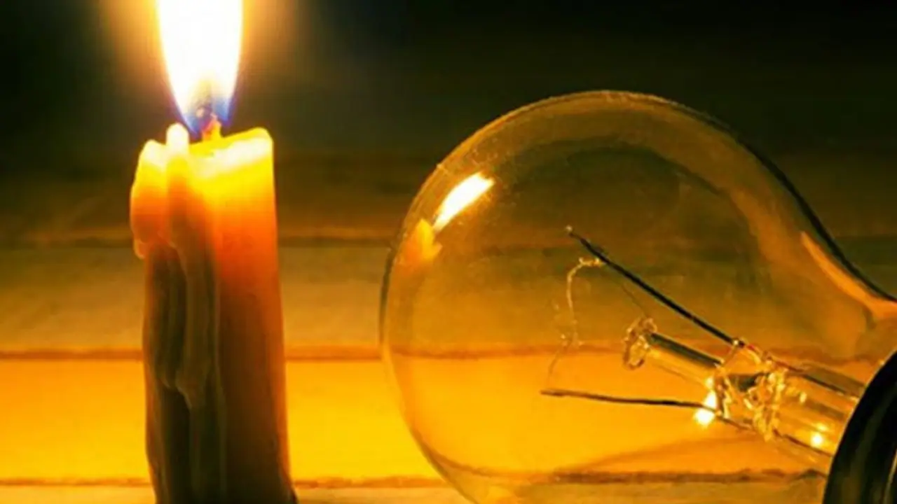 ಬೆಂಗಳೂರಿಗರೇ ಕೆಲಸ ಬೇಗನೆ ಮುಗಿಸಿಕೊಳ್ಳಿ, ಇಂದು ನಗರದ ಹಲವೆಡೆ ವಿದ್ಯುತ್ ವ್ಯತ್ಯಯ ಬೆಂಗಳೂರಿಗರೇ ಕೆಲಸ ಬೇಗನೆ ಮುಗಿಸಿಕೊಳ್ಳಿ, ಇಂದು ನಗರದ ಹಲವೆಡೆ ವಿದ್ಯುತ್ ವ್ಯತ್ಯಯ