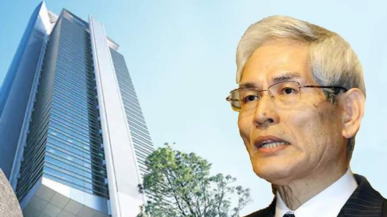 ஏழை மாணவர்களின் கல்விக்காக ரூ.20,000 கோடி நிதியுதவி வழங்கிய மாமனிதர்.. அவரின் சொத்து மதிப்பு எவ்வளவு? ஏழை மாணவர்களின் கல்விக்காக ரூ.20,000 கோடி நிதியுதவி வழங்கிய மாமனிதர்.. அவரின் சொத்து மதிப்பு எவ்வளவு?