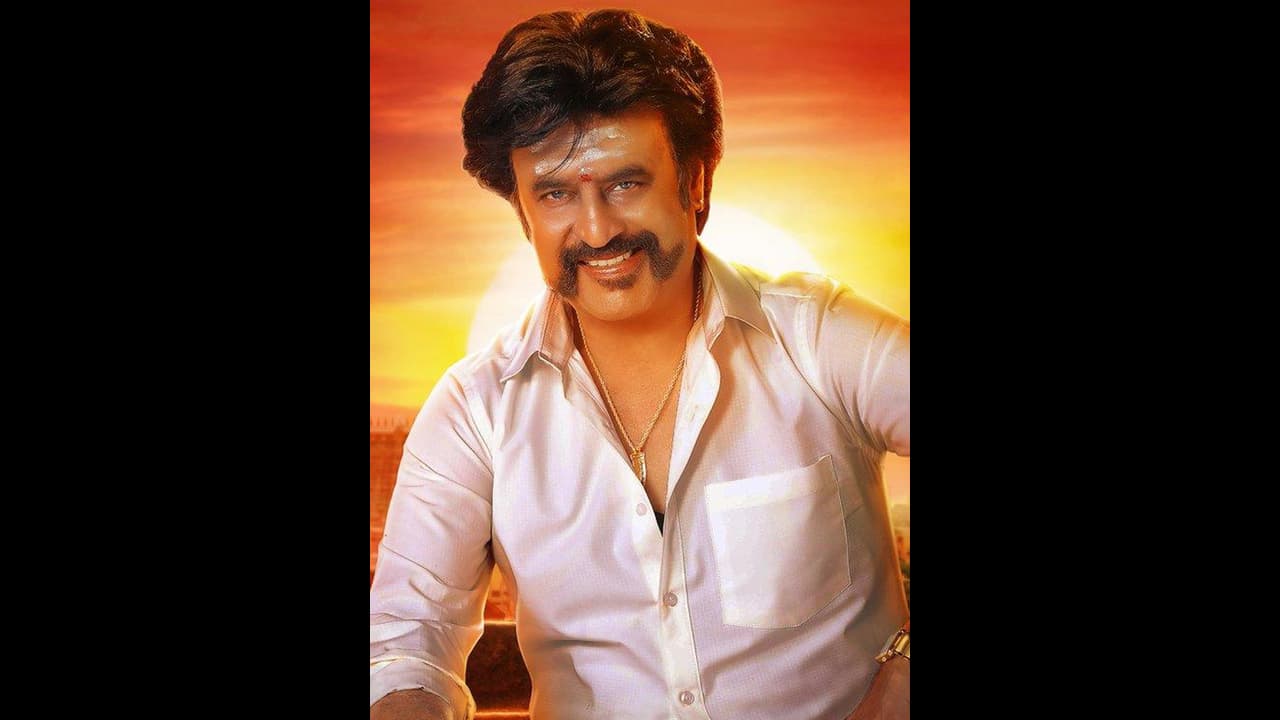 ನಾನು ದೇಹವಲ್ಲ, ಮನಸ್ಸೂ ಅಲ್ಲ ಅಂದ್ರು ನಟ ರಜನಿಕಾಂತ್; ಹಾಗಿದ್ರೆ ಅವ್ರು ಯಾರು, ಹೇಳಿದ್ದಾರೆ ನೋಡಿ ನಾನು ದೇಹವಲ್ಲ, ಮನಸ್ಸೂ ಅಲ್ಲ ಅಂದ್ರು ನಟ ರಜನಿಕಾಂತ್; ಹಾಗಿದ್ರೆ ಅವ್ರು ಯಾರು, ಹೇಳಿದ್ದಾರೆ ನೋಡಿ