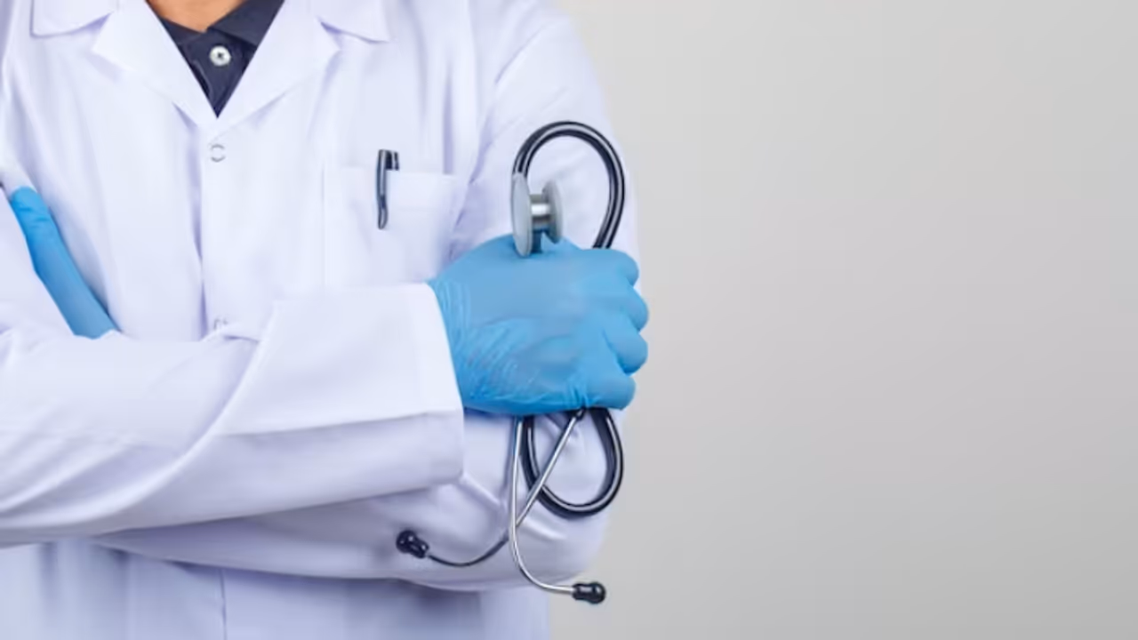 ഡോക്ടർമാർക്ക് സാമൂഹ്യമാധ്യമങ്ങളിലുള്ള വിലക്ക്; കടുത്ത പ്രതിഷേധവുമായി ഐഎംഎയും കെജിഎംഒഎയും ഡോക്ടർമാർക്ക് സാമൂഹ്യമാധ്യമങ്ങളിലുള്ള വിലക്ക്; കടുത്ത പ്രതിഷേധവുമായി ഐഎംഎയും കെജിഎംഒഎയും