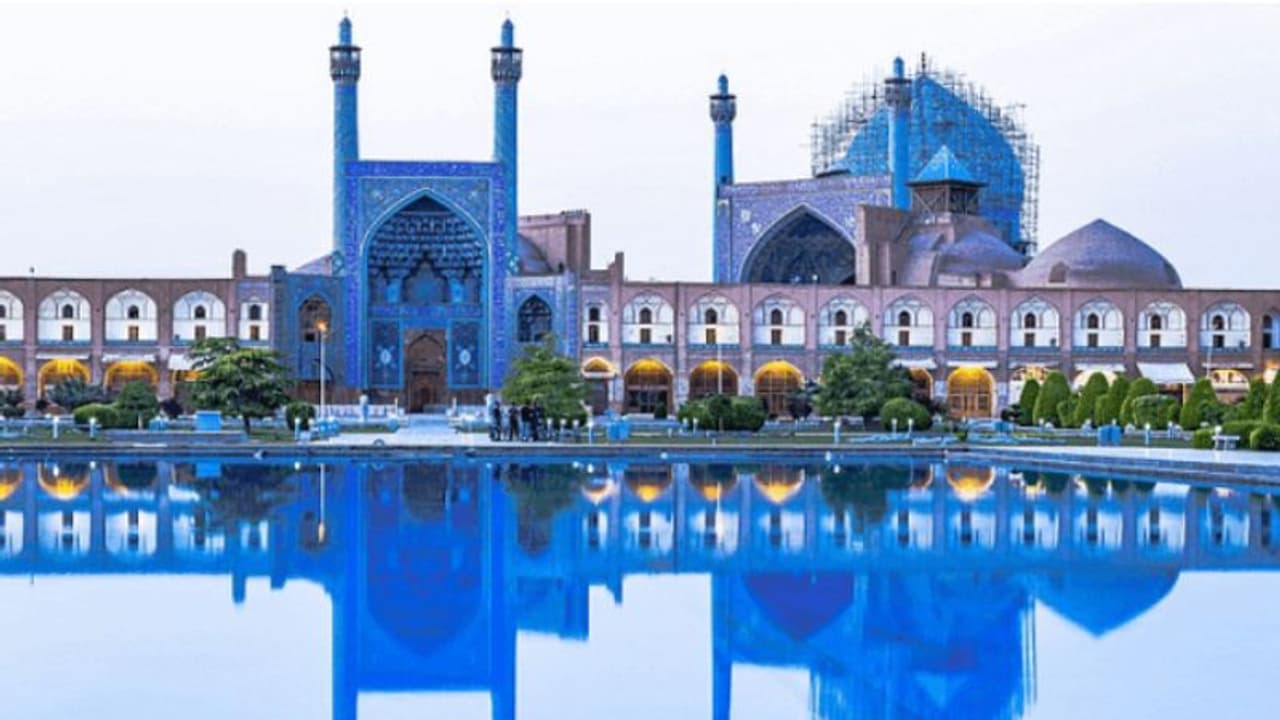 இனி இந்தியர்கள் எங்கள் நாட்டிற்கு வர விசா தேவையில்லை.. அதிரடியாக அறிவித்த பிரபல நாடு முழு விவரம் இதோ! இனி இந்தியர்கள் எங்கள் நாட்டிற்கு வர விசா தேவையில்லை.. அதிரடியாக அறிவித்த பிரபல நாடு முழு விவரம் இதோ!