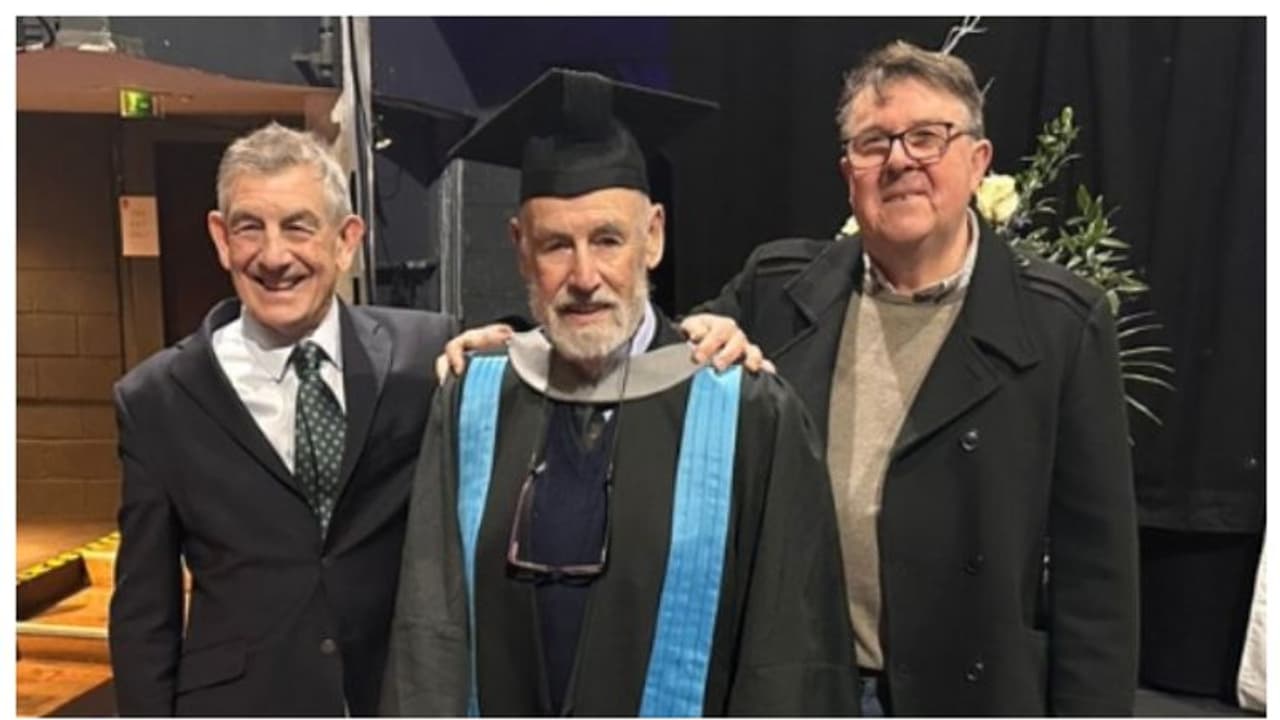 95 ാം വയസ്സിൽ ബിരുദം; 102 വയസ്സിനുള്ളിൽ ഡോകടറേറ്റ് നേടാനൊരുങ്ങുന്ന അപ്പൂപ്പനെ അറിയാമോ? 