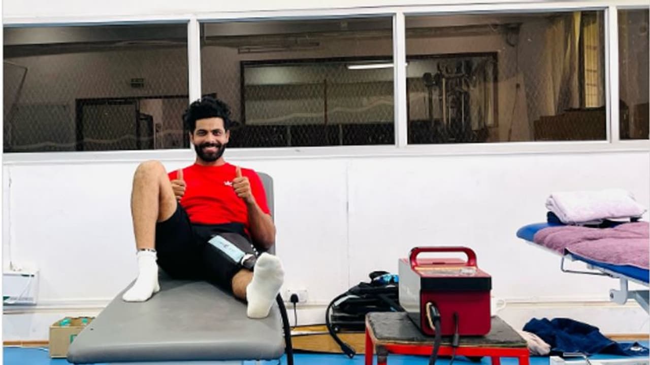 അവസാന മൂന്ന് ടെസ്റ്റുകള്, ഇന്ത്യന് സ്ക്വാഡ് പ്രഖ്യാപനം ഉടന്; നിര്ണായക അപ്ഡേറ്റുമായി രവീന്ദ്ര ജഡേജ അവസാന മൂന്ന് ടെസ്റ്റുകള്, ഇന്ത്യന് സ്ക്വാഡ് പ്രഖ്യാപനം ഉടന്; നിര്ണായക അപ്ഡേറ്റുമായി രവീന്ദ്ര ജഡേജ