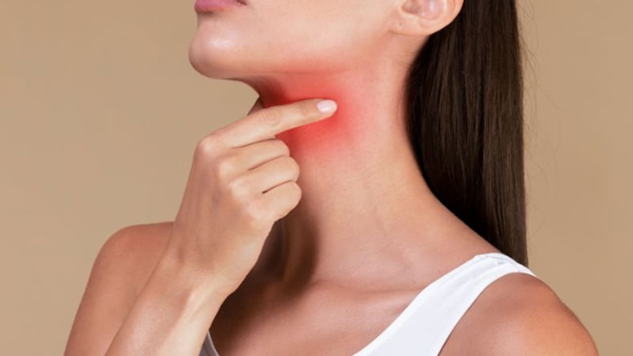 ഹെഡ് ആൻഡ് നെക്ക് ക്യാന്സര്; അറിഞ്ഞിരിക്കേണ്ട ലക്ഷണങ്ങള്... ഹെഡ് ആൻഡ് നെക്ക് ക്യാന്സര്; അറിഞ്ഞിരിക്കേണ്ട ലക്ഷണങ്ങള്...