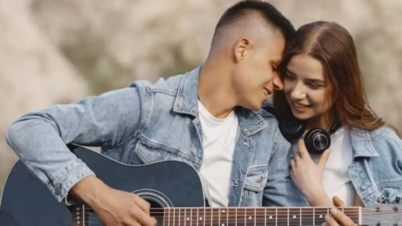 Valentine's Day 2024: 'Tum Hi Ho' to 'Tum Mile', 5 romantic songs to dedicate your partner Valentine's Day 2024: 'Tum Hi Ho' to 'Tum Mile', 5 romantic songs to dedicate your partner