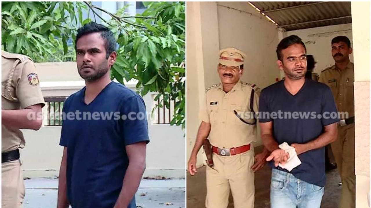 ഐ എസിന് വേണ്ടി കേരളത്തിൽ ചാവേറാക്രമണത്തിന് പദ്ധതിയിട്ടു, പാലക്കാട് സ്വദേശിയുടെ ശിക്ഷാവിധി ഇന്ന് ഐ എസിന് വേണ്ടി കേരളത്തിൽ ചാവേറാക്രമണത്തിന് പദ്ധതിയിട്ടു, പാലക്കാട് സ്വദേശിയുടെ ശിക്ഷാവിധി ഇന്ന്