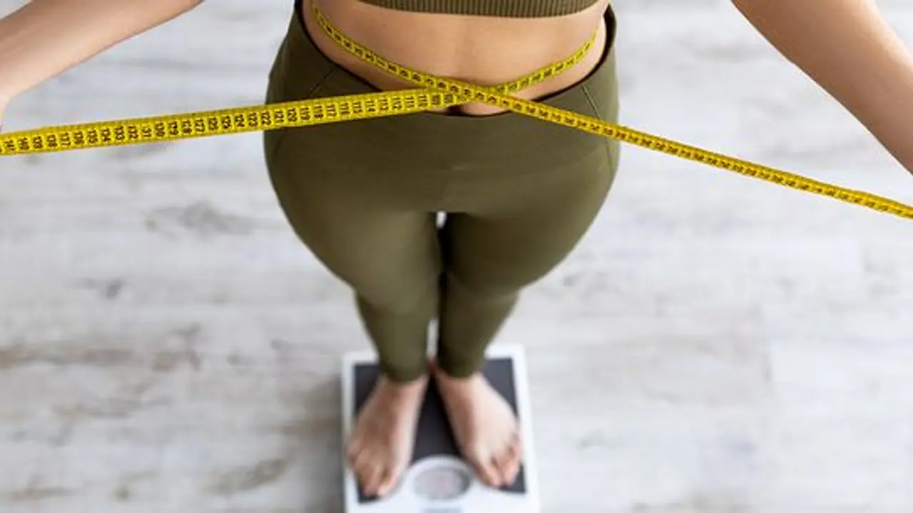 കലോറി കുറഞ്ഞ ഈ ഭക്ഷണങ്ങൾ കഴിക്കൂ, ശരീരഭാരം എളുപ്പം കുറയ്ക്കാം കലോറി കുറഞ്ഞ ഈ ഭക്ഷണങ്ങൾ കഴിക്കൂ, ശരീരഭാരം എളുപ്പം കുറയ്ക്കാം