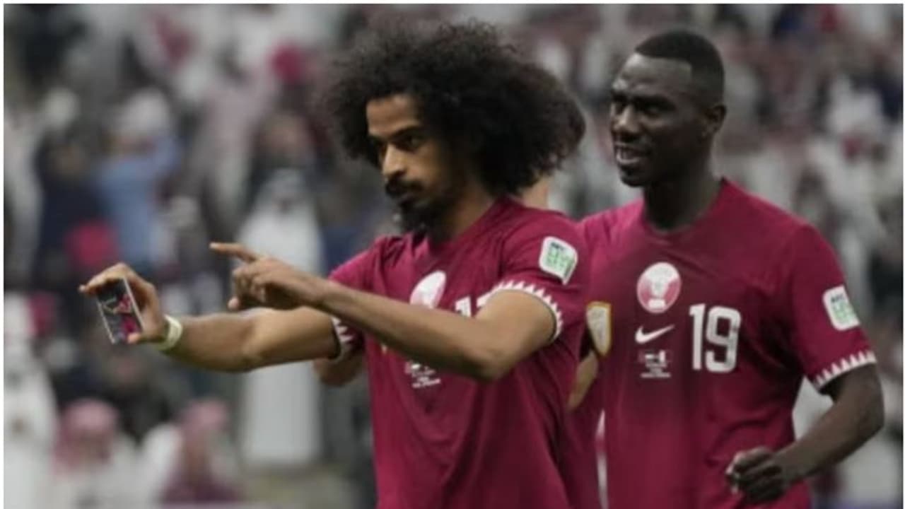 വൻകരയിലെ കിരീടമുള്ള രാജാക്കന്മാരായി ഖത്തർ തുടരും; ജോർദാൻ വീര്യം പെനാൽട്ടിയിൽ മുങ്ങി, ഹാട്രിക്കടിച്ച് അക്രം വൻകരയിലെ കിരീടമുള്ള രാജാക്കന്മാരായി ഖത്തർ തുടരും; ജോർദാൻ വീര്യം പെനാൽട്ടിയിൽ മുങ്ങി, ഹാട്രിക്കടിച്ച് അക്രം