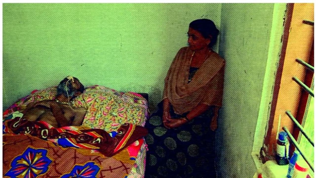 വീടിന് മുന്നിലെ റോഡിൽ തലയ്ക്ക് പരിക്കേറ്റ നിലയിൽ കണ്ടെത്തിയ 40കാരന് 109 ദിവസം കഴിഞ്ഞും ബോധം തെളിഞ്ഞില്ല വീടിന് മുന്നിലെ റോഡിൽ തലയ്ക്ക് പരിക്കേറ്റ നിലയിൽ കണ്ടെത്തിയ 40കാരന് 109 ദിവസം കഴിഞ്ഞും ബോധം തെളിഞ്ഞില്ല