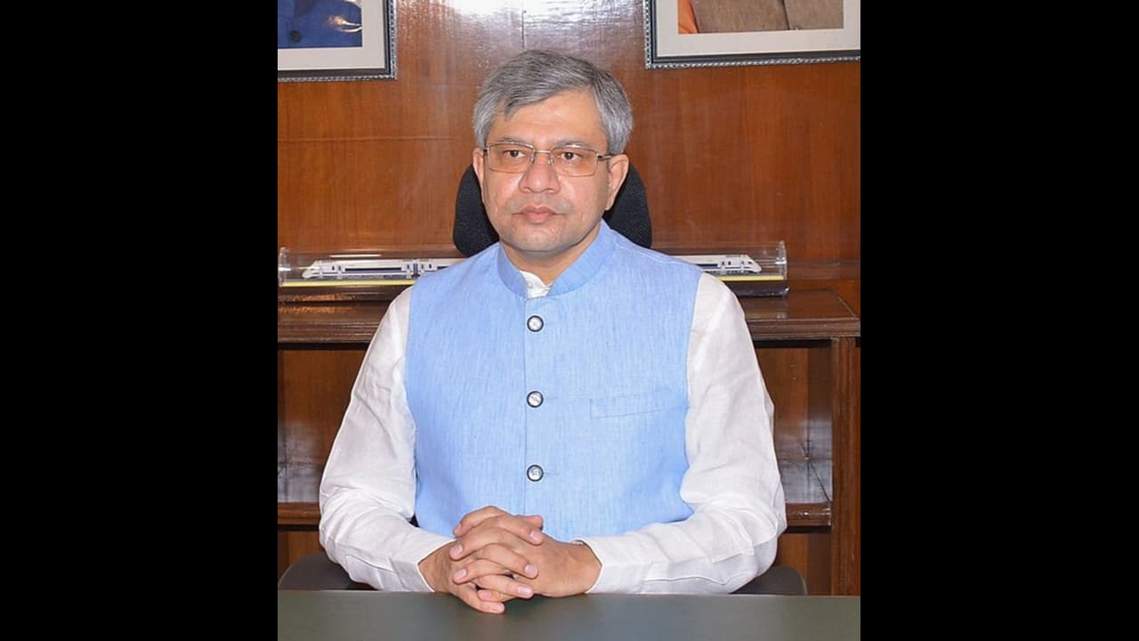 ಬೆಂಗ್ಳೂರು ತುಮಕೂರು, ಬೆಂಗ್ಳೂರು ಮೈಸೂರು ಚತುಷ್ಪಥ ರೈಲು 742 ಕಿ.ಮೀ. ಮಾರ್ಗ ಅಂತಿಮ ಸ್ಥಳ ಸಮೀಕ್ಷೆಗೆ ಸಮ್ಮತಿ