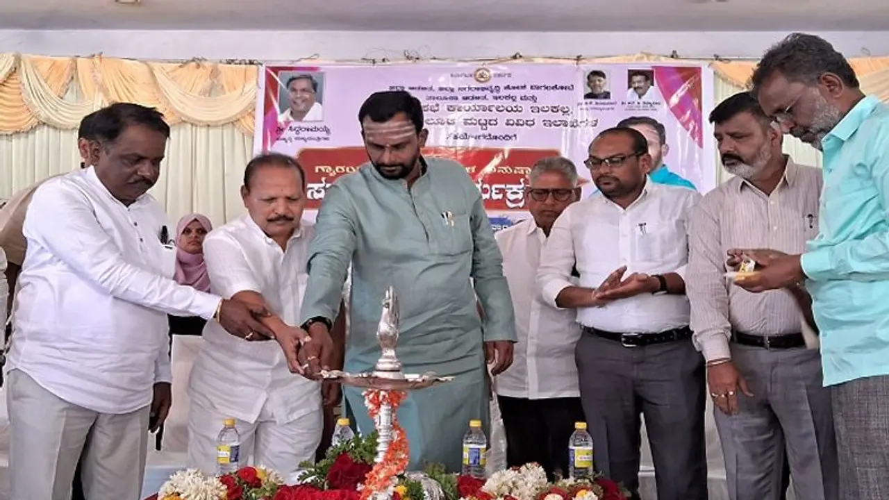 ಮಹಿಳೆಗೆ ಯಜಮಾನಿಕೆ ಪದವಿ ನೀಡಿದ ಕಾಂಗ್ರೆಸ್ ಸರ್ಕಾರ: ಹುನಗುಂದ ಶಾಸಕ ಕಾಶಪ್ಪನವರ 